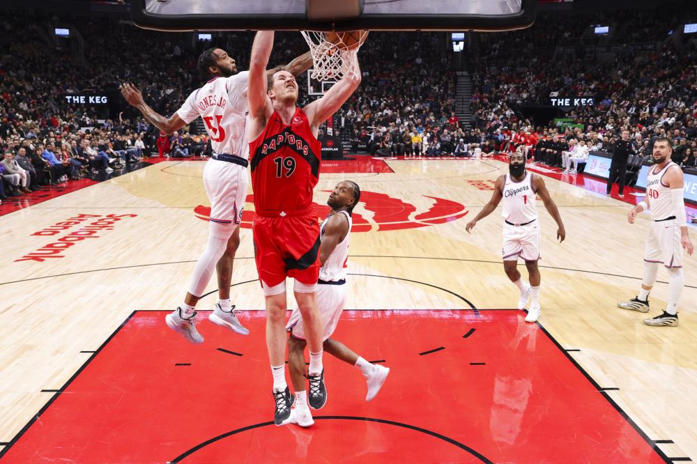 更因为他对 更因为他对