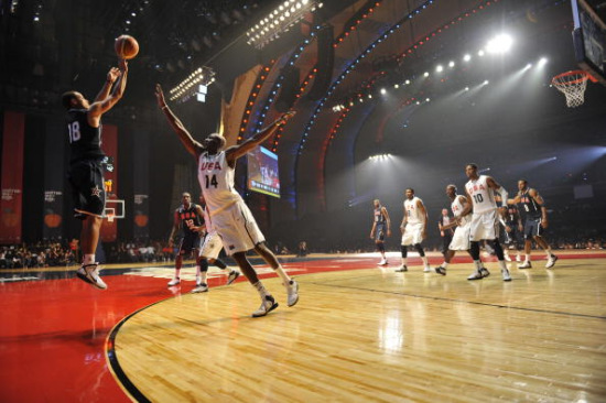 其中包括 其中包括