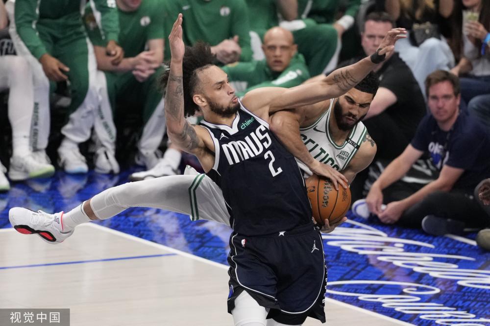 赛场内外的 赛场内外的