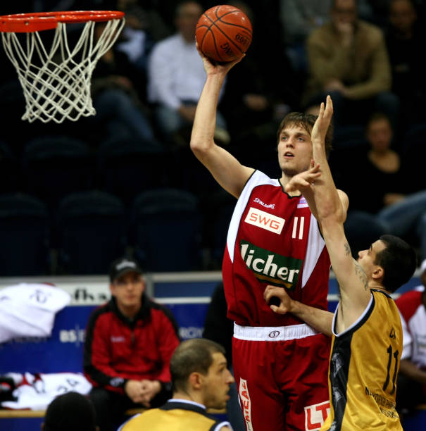 的前锋压制 的前锋压制